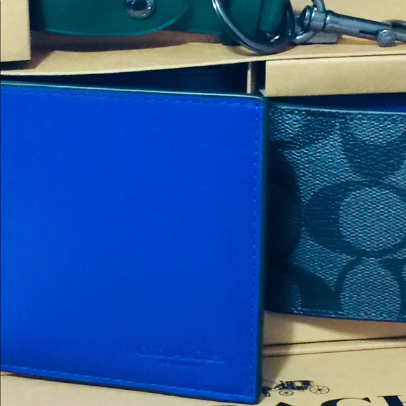 NWT Coach boxed 3 in 1 Blue Wallet gift Set - Picture 5 of 11